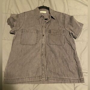 Madewell Woman’s Casual Gray Button Down Shirt
